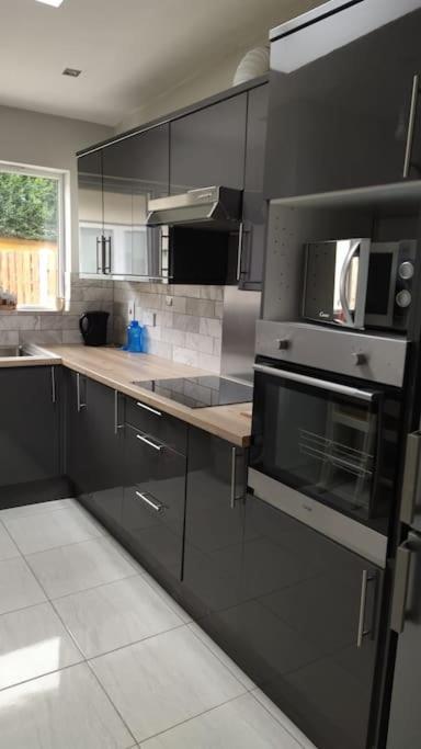 Studio With Private Kitchen Dublin Exterior photo